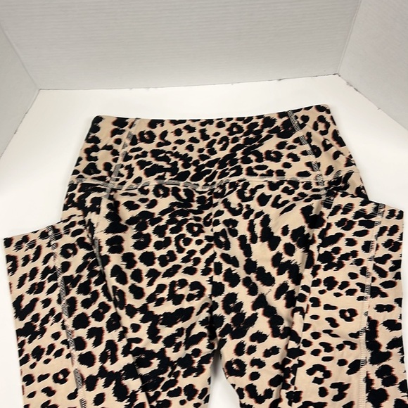 Zenergy by Chico’s Leopard Print Leggings - Picture 4 of 5